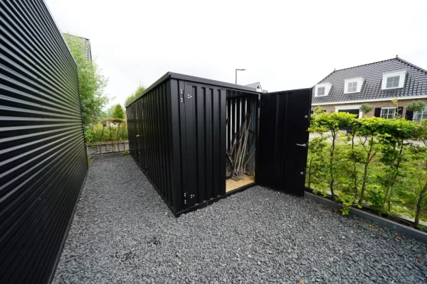 Conteneur démontable noir 6 x 2 mètres